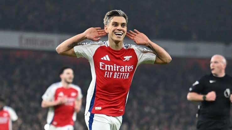 UPYOURARSENAL04's tweet image. Bayern Munich are now looking at Trossard after Liverpool rejected €63m for Luis Diaz
Luis Diaz in 5 seasons: 45 G/A
Trossard in 3 seasons: 59 G/A
€50m for Trossard or move on😎👍