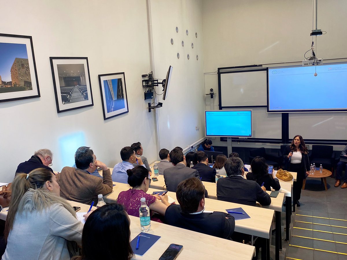 faeudp's tweet image. 📸 Ya estamos realizando la presentación del Estudio de Percepción de Riesgos Empresariales 2025, realizado por la Asociación de Auditores Externos de Chile y la Facultad de Administración y Economía UDP.
📲 VIsita administracionyeconomia.udp.cl
