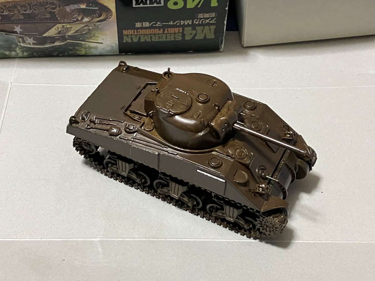 WcXfhFk9roU9N3e's tweet image. 下地塗りました
名機ですから仕様は色々と有るので実力が伴っていないくせに悩んでしまっているのですけれど、
そういう所も含めて楽しませて頂けるキットを生み出してくれたことに感謝するばかりです
#田宮俊作会長ありがとう
重ねて、
#ありがとうタミヤさん
のタグも使わせて頂きます