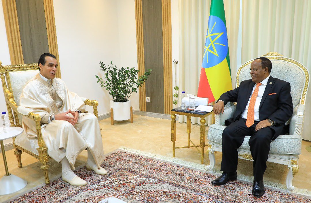 POEthiopia's tweet image. President Taye A Selassie bid farewell to the Ambassadors of Republic of #Tunisia🇹🇳and Republic of #Zambia🇿🇲.The President expressed his gratitude for their dedication in strengthening the bilateral relations between their respective countries and #Ethiopia during their tenure.