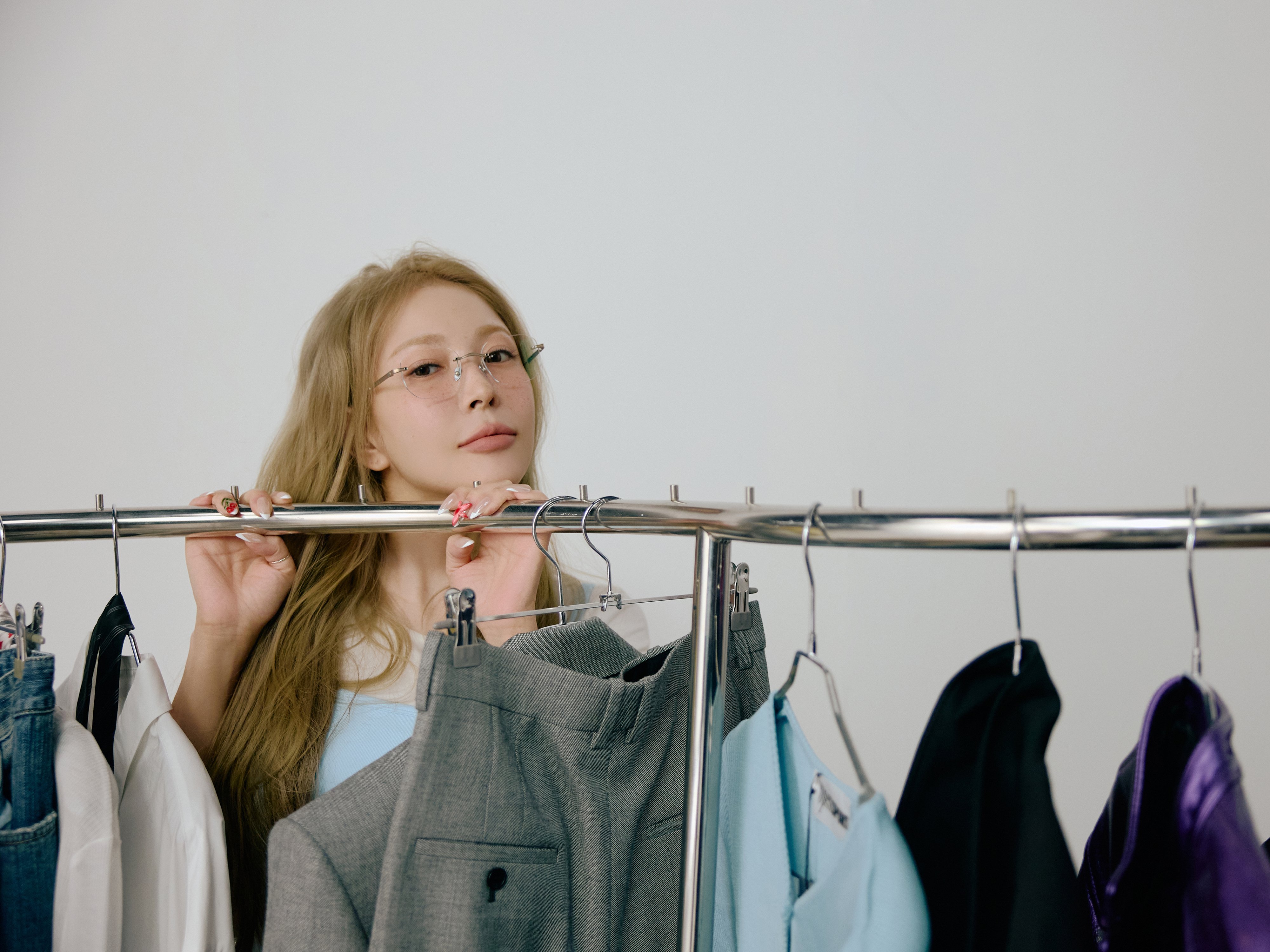 GwjIZpNbEAAowHz?format=jpg&name=4096x4096