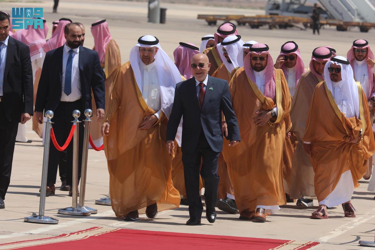 SPAeconomic's tweet image. وفد سعودي استثماري يصل إلى دمشق، ويضم أكثر من 150 شخصًا من القطاعين الحكومي والخاص، ورجال الأعمال من مختلف القطاعات الاقتصادية، في إطار تعزيز التعاون الاقتصادي بين البلدين.
spa.gov.sa/N2365920
#واس_اقتصادي