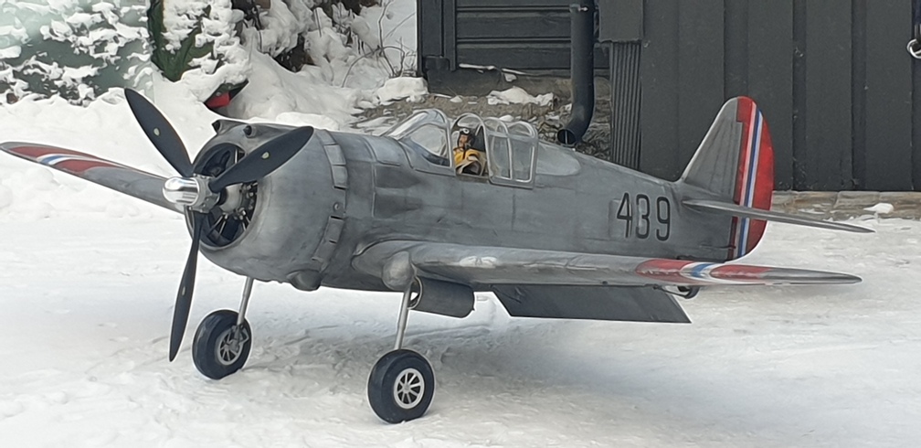 RCScaleBuilder's tweet image. Another incredible build on RCSB... Morten Bergene's Bates 1/4 Scale P-36/Hawk 75.
rcscalebuilder.com/forum/forum_po…