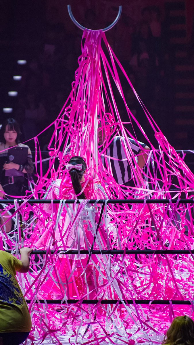 uug_p_miu's tweet image. 今回もたくさんの紙テープ巻いてくれて、投げてくれて、まっぴんくに染めてくれてありがとう🩷🎀幸せ本当にありがとう💖
#tjpwSSP25