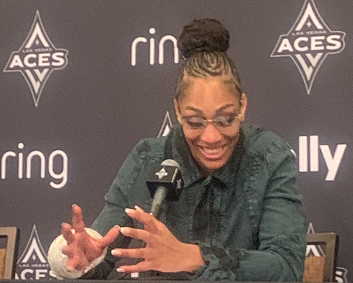 ChristianWinn's tweet image. Solid W for the @Aces as they jump over .500 & have a 3 game winning streak for the first time this season. @_ajawilson22 drops another Double Double & Dana Evans was big time off the bench! @WNBA legend & former Ace @Candace_Parker in the house!
#ALLINLV
#WNBA