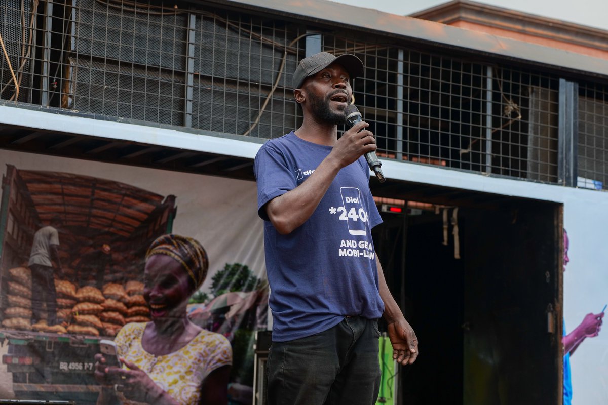 nrgradioug's tweet photo. We’re in Bwaise Taxi Park with @Dfcubank where Kampala’s hustle speaks for itself.
#dfcuMobiLoan
#DfcuGroup #GoingFurtherTogether #NRGRadioUG https://t.co/AW501CnR5S