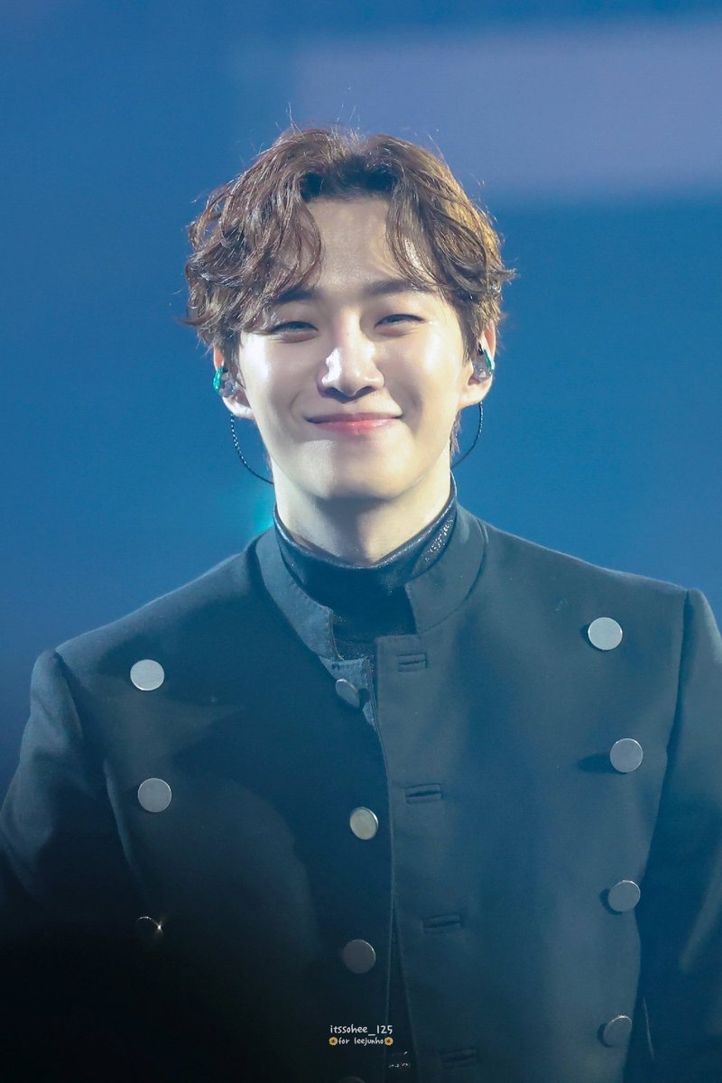 SA_yoongheart (@yoonghearteu) on Twitter photo Because the dreamer in him, makes everything possible.
And we’ve seen how hard you work, all these years. Saying you deserved all these success is definitely an understatement 🥹
Congratulations on your 12th solo anniversary <a href="/dlwnsghek/">REAL JUNHO LEE</a> 💛
#이준호솔로12주년축하해 Because the dreamer in him, makes everything possible.
And we’ve seen how hard you work, all these years. Saying you deserved all these success is definitely an understatement 🥹
Congratulations on your 12th solo anniversary <a href="/dlwnsghek/">REAL JUNHO LEE</a> 💛
#이준호솔로12주년축하해