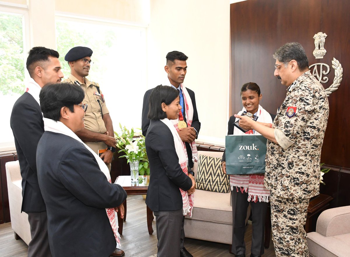 Shook hands with our wrist‑wrestling titans at PHQ today, felt a livewire grip. 

They crushed #WorldPoliceFireGames 2025, Birmingham with 8 medals: 5🥇 + 3🥈

• LNK Kandarapa Borah 🥇🥇
• LNK Amlanjit Borthakur 🥇🥈
• W/LNK Junmoni Das 🥇🥈
• W/LNK Lovita Koch