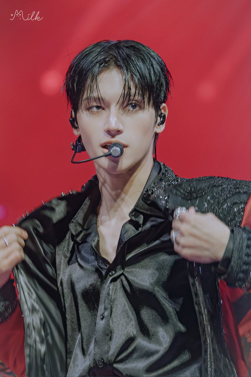 MiLKFactory1126's tweet image. 🖤❤️
250716
#ateezinbaltimore #ATEEZInYourFantasy #ATEEZWorldTour2025 #WOOYOUNG #정우영 #우영 #ATEEZ #에이티즈 #In_Your_Fantasy @ATEEZofficial