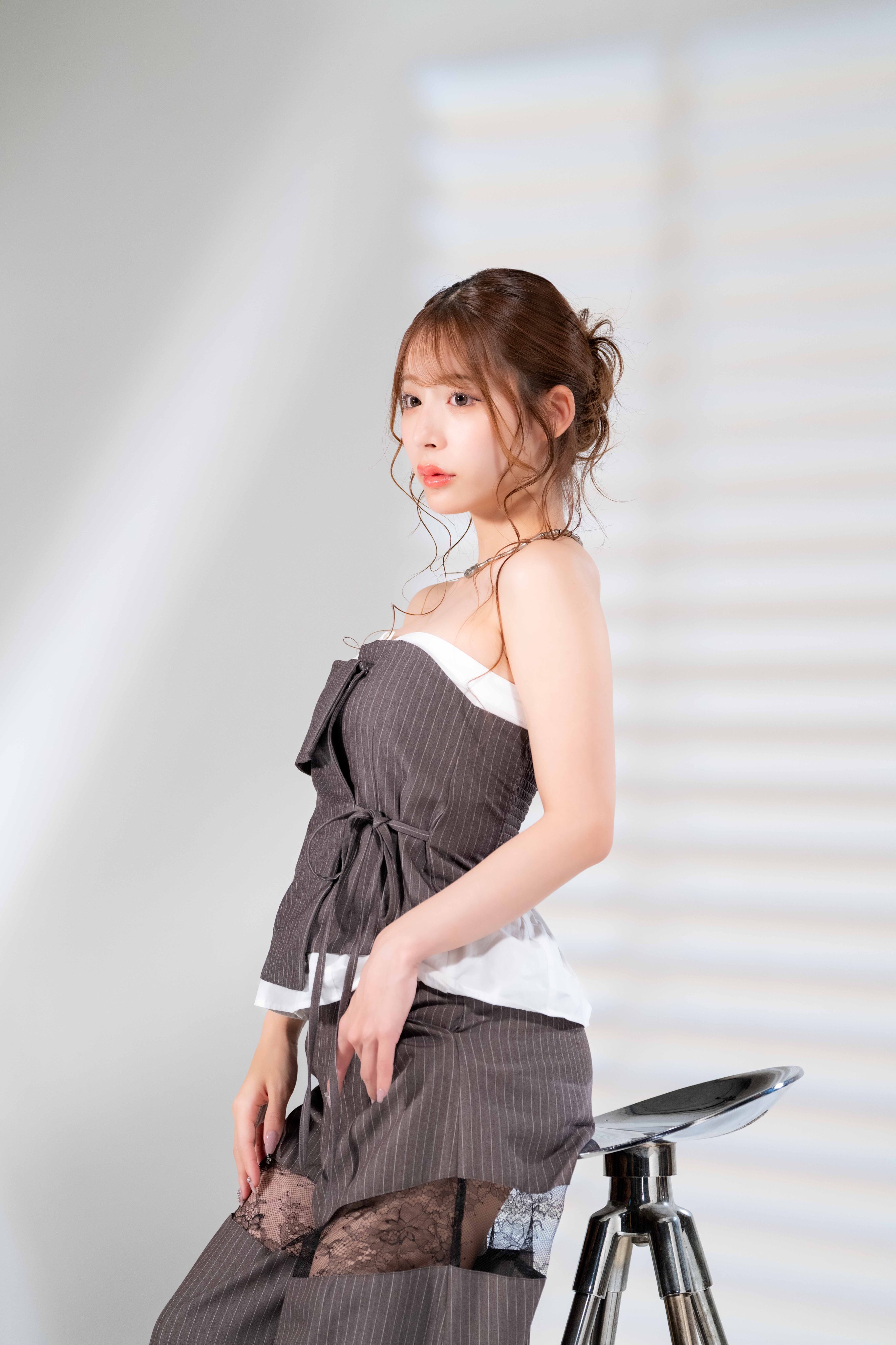 横からみゆしゃん - Cerca / X