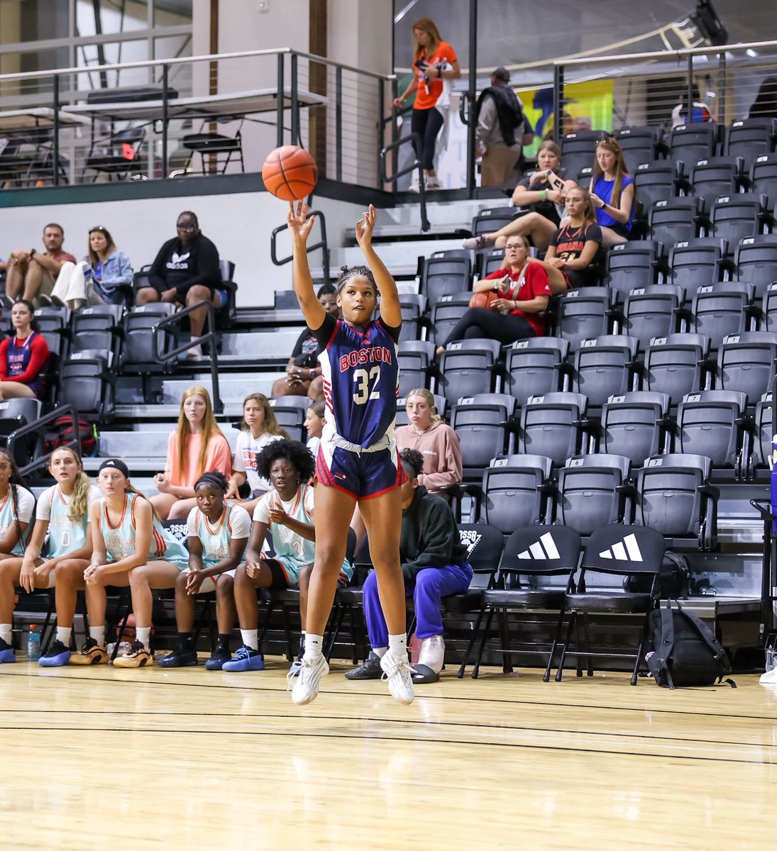 LadyRivals's tweet image. Thanks for the write on our program’s success @ethman43 @nehoopjournal &amp;amp; highlighting   ‘26 Fope Ayo &amp;amp; ‘28 @AlannahMorantus on the @3SSBGCircuit  Championship run 
We Are///  @RivalsNation