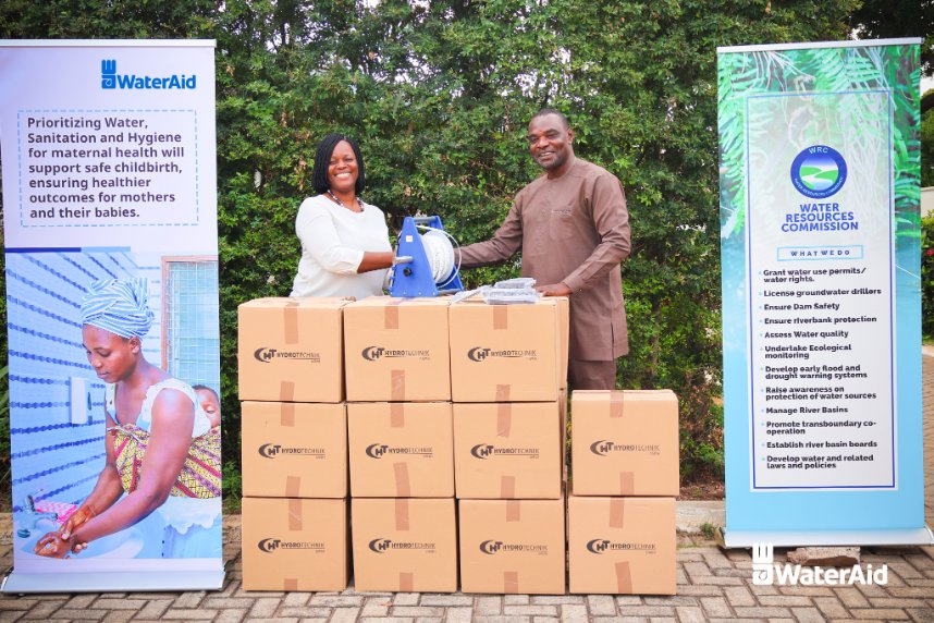 WaterAid_Ghana's tweet image. 🌍 Climate adaptation starts with data.

We&apos;ve handed over climate-resilient water monitoring tools to Ghana’s Water Resources Commission under the #SWAProject

 📍 Upper East | 500K people to benefit from the Project.

Read more here: wateraid.org/gh/blog/watera…