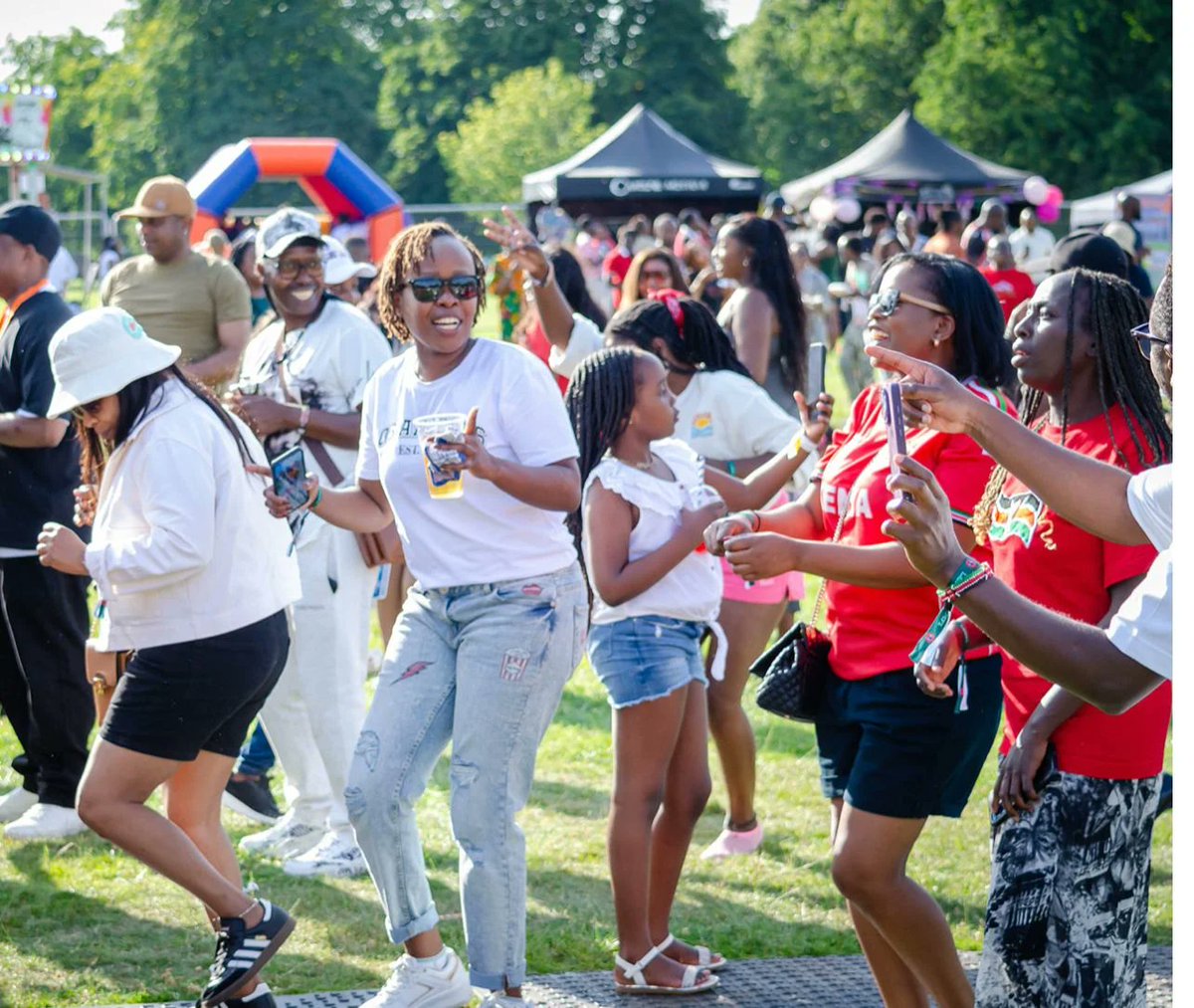 BritishArts's tweet image. 🙌 Join us for Kenya and Friends in the Park 2025 – a two-day celebration of Kenyan culture, connection and community.
Get ready for music, food, fashion and games promoting wellness, unity and entrepreneurship.
🔗 ow.ly/qOJ050WtRrT
#UKKenyaSeason2025 @theafricacentre