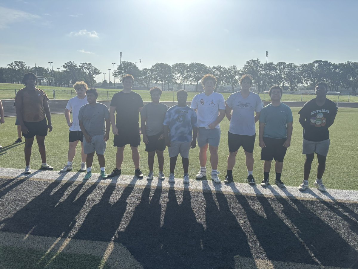 Proud of this group! Consistently is the key, find the way to get 1% better every day! #STUDS