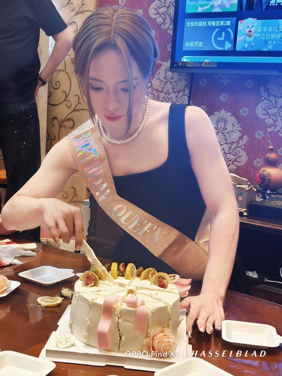Sarah Chao tweet media