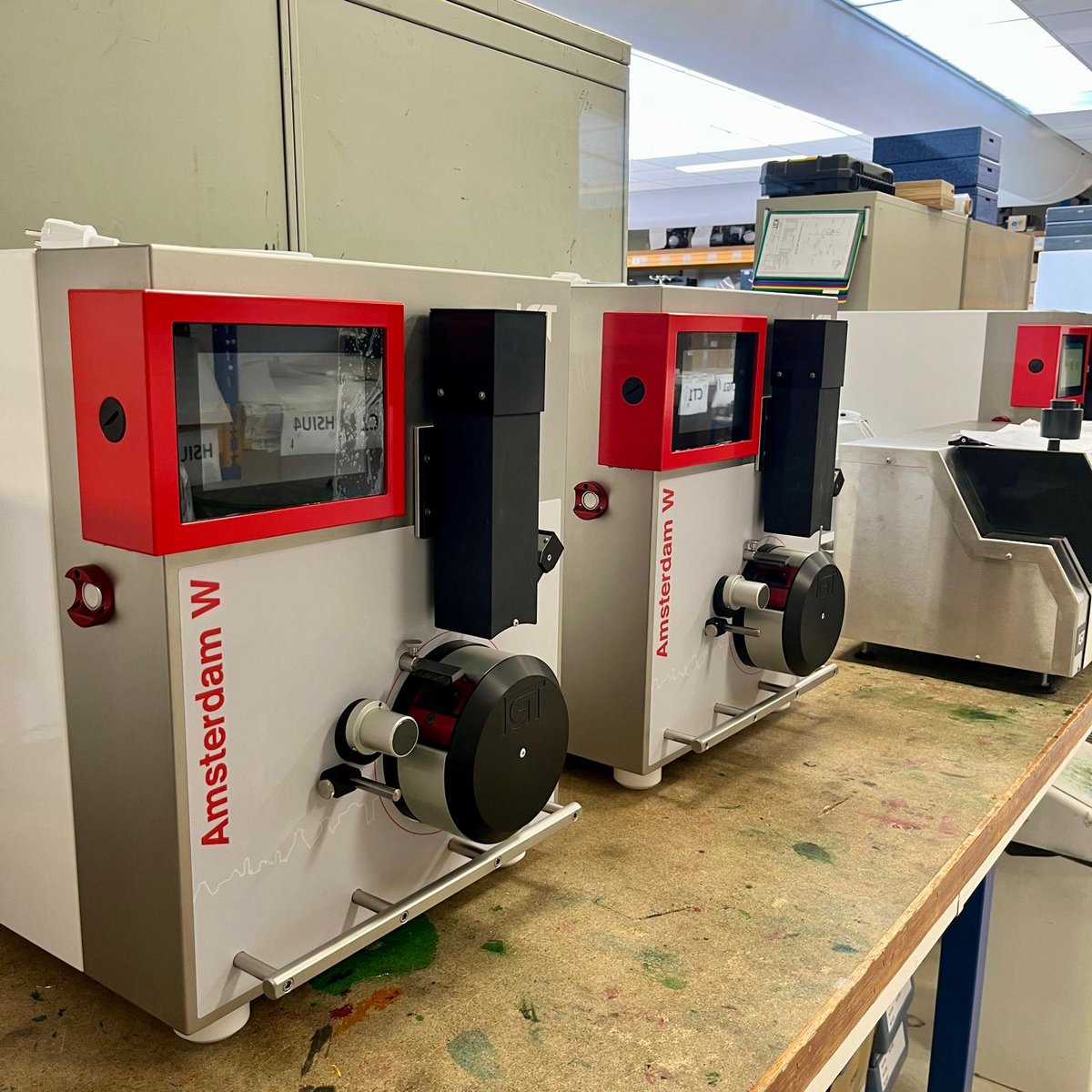 Two IGT Amsterdam Ws fresh from assembly are now ready for commissioning in our lab before heading to the US — joined by an IGT LintView.

These advanced Printability Testers will soon play a crucial role in QC at a billion-dollar paperboard facility nearing completion.