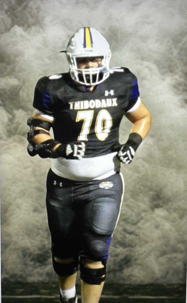 CeWill527's tweet photo. 44 Days til Junior year Tiger Football…. https://t.co/bFWF3UCL9R