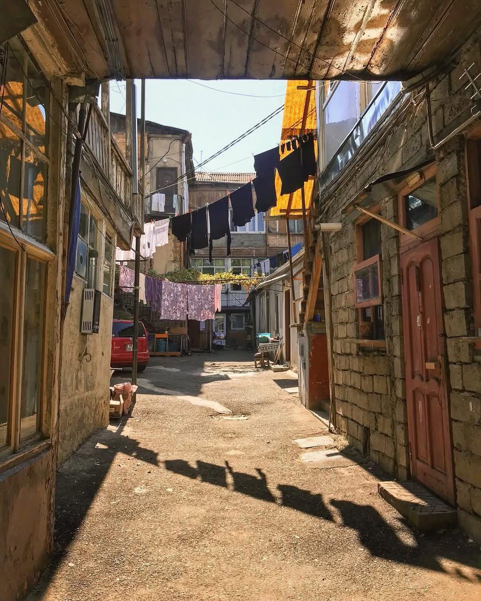 SouthCaucasus's tweet image. Old Tbilisi. Photography by Lasha Devdariani @devdarianilasha