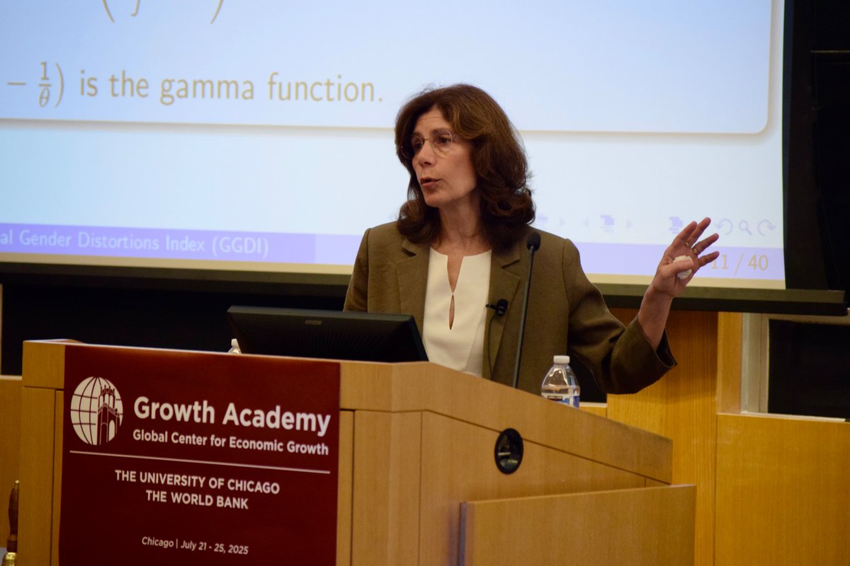 academy_gceg's tweet image. LIVE at #GrowthAcademy25: @PennyG_Yale introduces “The Global Gender Distortions Index”—showing how the GGDI helps pinpoint and measure hidden barriers for understanding gender gaps in labor markets. @YaleEGC
#GenderEconomics