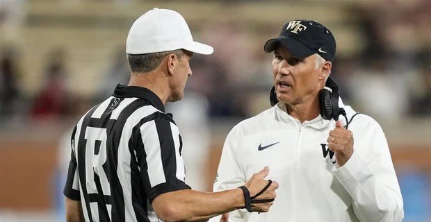 TennisWrld's tweet image. Beyond grateful to have this bum out of the ACC, even though he’s been a non factor for several years. By far one of the whiniest coaches.