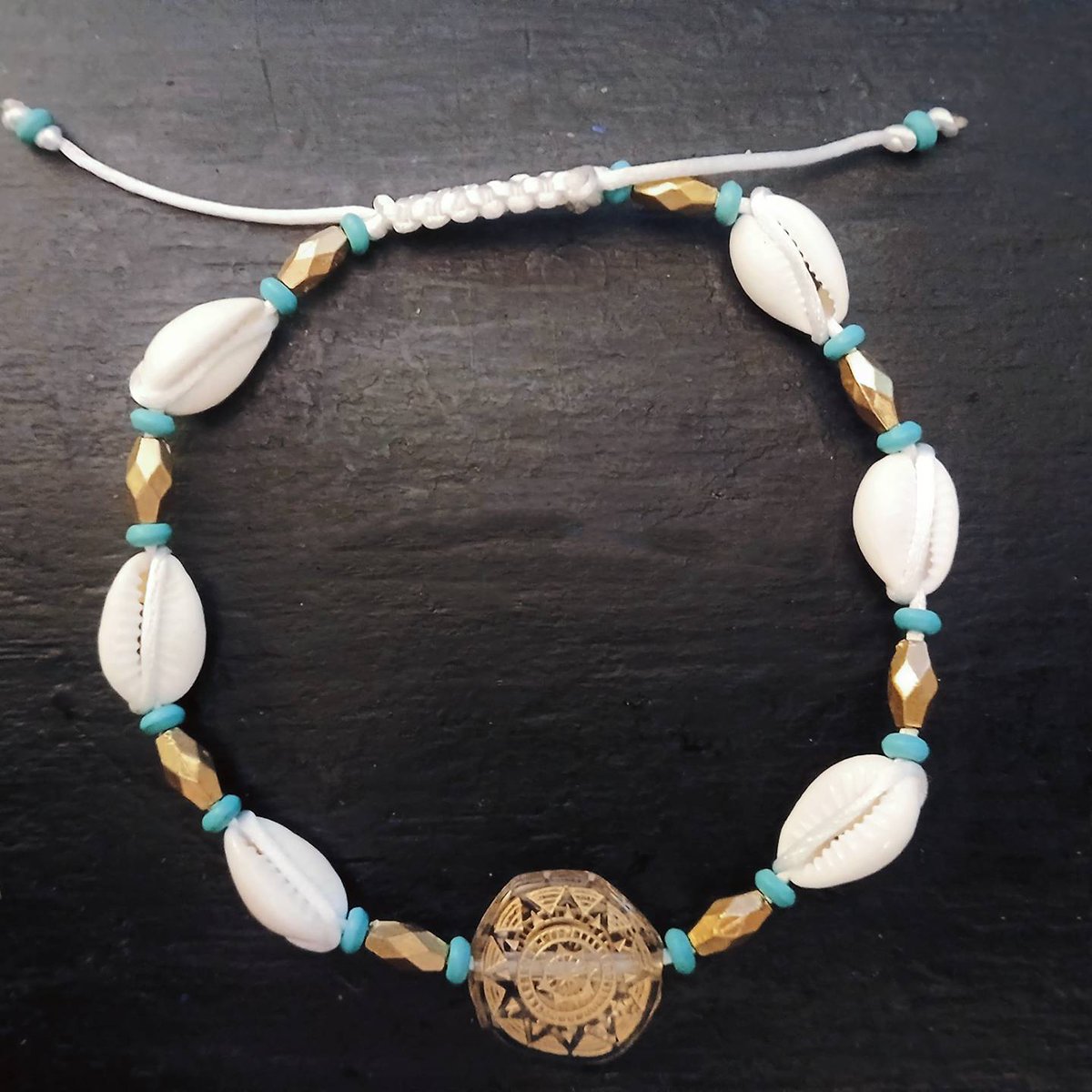 SEEyourVIBE's tweet image. ✨New treasures have landed!✨
Handmade jewelry, art, and accessories infused with soul and style are now available at SacredEarthandEmber.com 🌿🔥
Shop the magic ✨