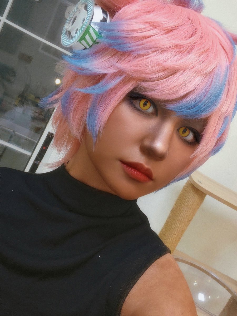 mZmOwkg9U3Nk4yN's tweet image. ブラックキャット——ヤーナ
Black Cat——Yaana
It's showtime!!!
#FinalFantasyXIV
#ff14
#cos
#coser
#cosplayer
