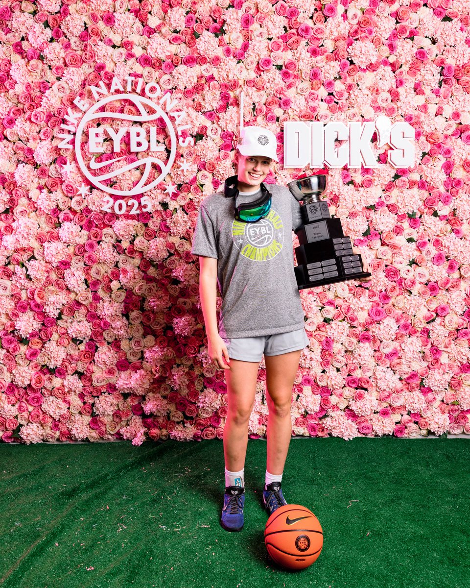 Nike Girls EYBL tweet media