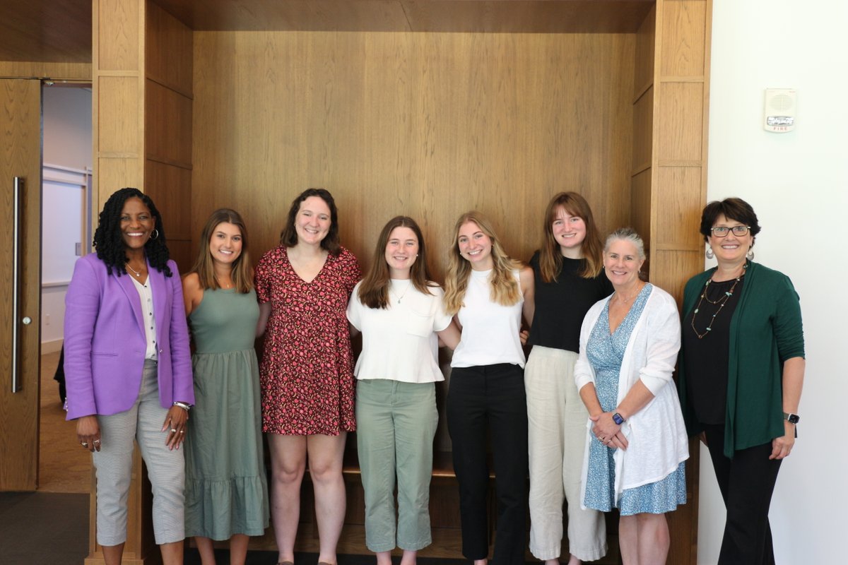 W&M School of Education (@wmsoe) on Twitter photo W&M's O.G. Scholars Program is making an impact on early literacy! The program gives future educators the opportunity to be trained on the O.G. approach, a multi-sensory reading method designed to support students struggling with reading. Read more at go.wm.edu/94V4qJ! W&M's O.G. Scholars Program is making an impact on early literacy! The program gives future educators the opportunity to be trained on the O.G. approach, a multi-sensory reading method designed to support students struggling with reading. Read more at go.wm.edu/94V4qJ!