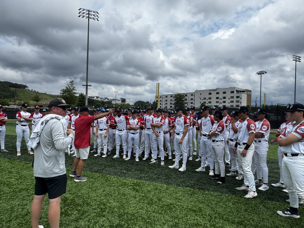 PrepBaseballLA's tweet image. Our @prepbaseball Future Games workout is about to get underway โผ๏ธ
#BeSeen #PBFG25
@AlexArmandPBR | @Tyler__Leary | @davisj_9