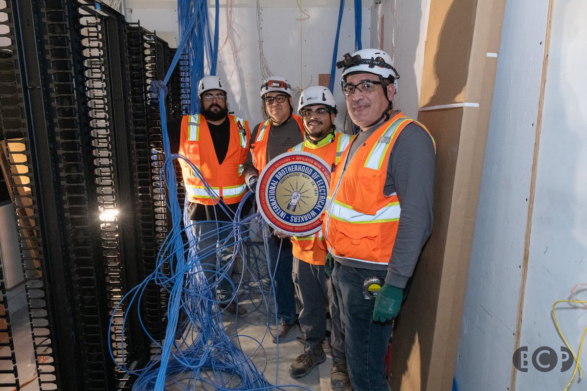 IBEW569's tweet image. IBEW 569 members are helping shape the SDSU Campus project in Brawley with Teraband Technologies, supporting access to education through union-built infrastructure.
📷 flic.kr/s/aHBqjCntef
Photos by IBEW Member Brian Campbell – briancampbellphoto.com