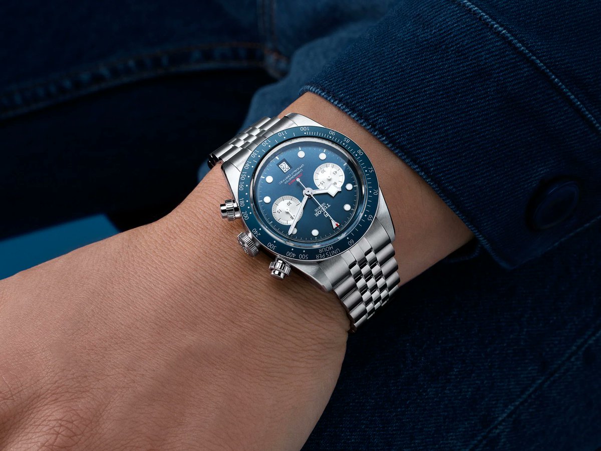 baldassarreted's tweet image. In our latest review, we're doing a deep dive on the Tudor Black Bay Chrono, and seeing how the brand's modern high complication holds up eight years after its initial debut. Read it now at the link below!
teddybaldassarre.com/blogs/watches/…
#Tudor #TudorWatches #BlackBay #BlackBayChrono…