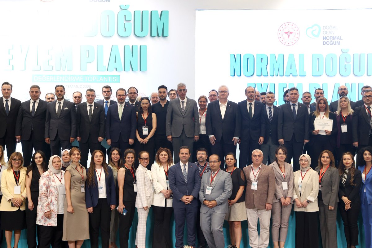 Sağlık Bakanımız Prof. Dr. Kemal Memişoğlu, Normal Doğum Eylem Planı Değerlendirme Toplantısı’nın açılışında konuştu. 

Eylem Planı kapsamında yürütülen çalışmaların ele alındığı toplantıya merkez ve taşra teşkilatımızda görevli sağlık personelimiz katıldı. 

Sağlık Bakanımız,
