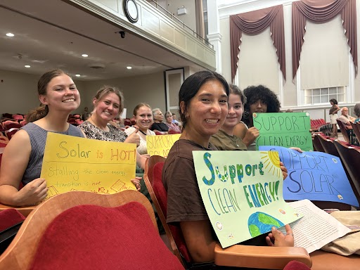 c3climate's tweet image. It's a new a day for solar in Albemarle! ☀️ Last week, the County has passed its long-awaited solar ordinance! To every resident who showed up, spoke out, made a sign, shared an email, or simply stayed curious: you made this possible.
Learn more:
🔗theclimatecollaborative.org/c3-blog/anewda…