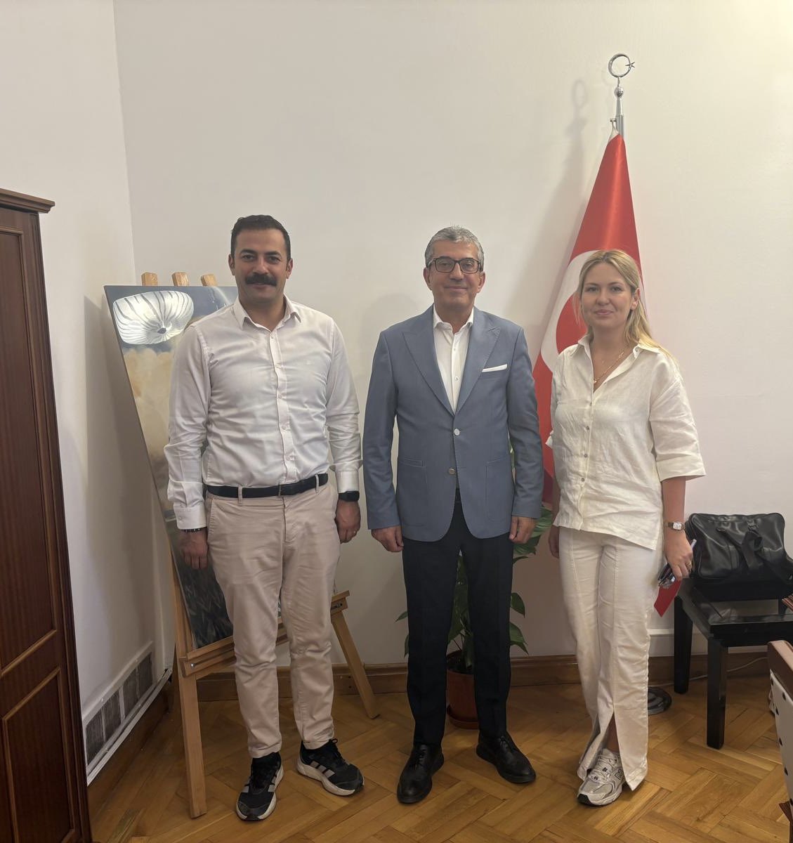Grup Başkan Vekilimiz, Abim Gökhan Günaydın ile TBMM’de bir araya geldik.

<a href="/gunaydingokhan/">Gökhan Günaydın</a>