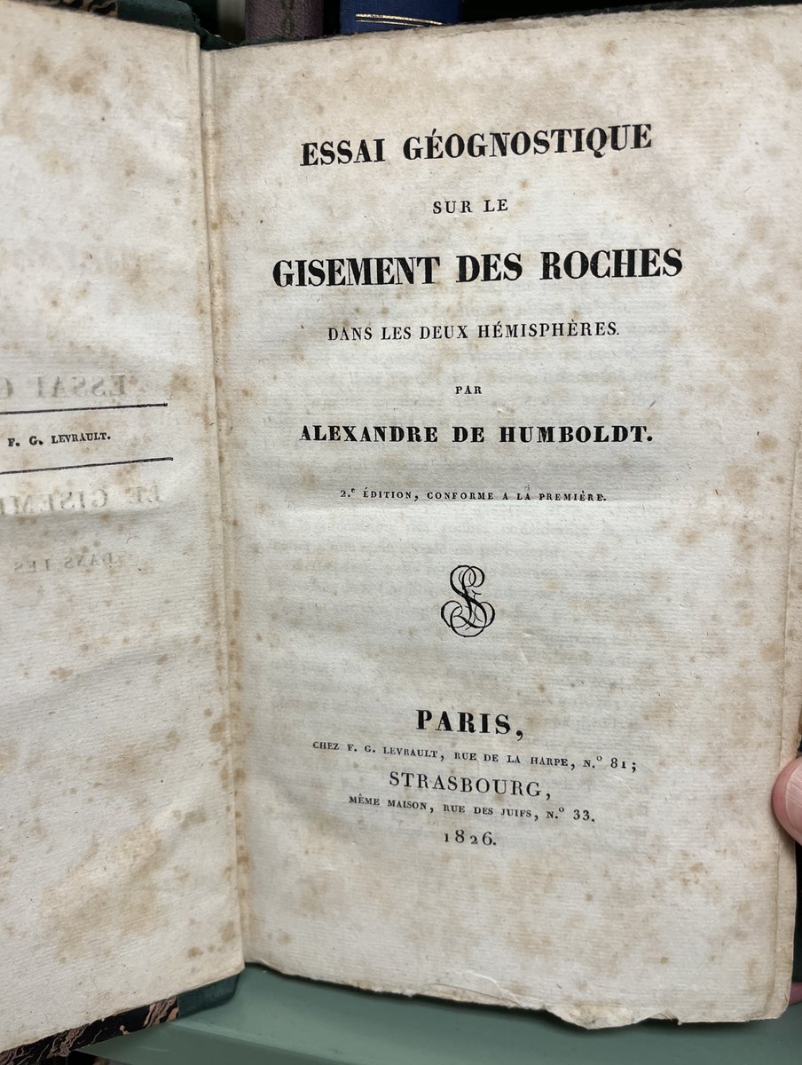 UTGeoLib's tweet image. Essai géognostique sur le gisement des roches dans les deux hémisphères. Par Alexandre de Humboldt. / F. G. Levrault, 1826. #geology #petrology