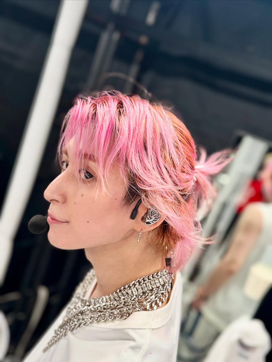 こーじが撮ってくれた1枚📸
動きすぎてブレてない？笑

でもこの躍動感、好きかも🏃‍♂️💨

#SnowWorld
#佐久間大介