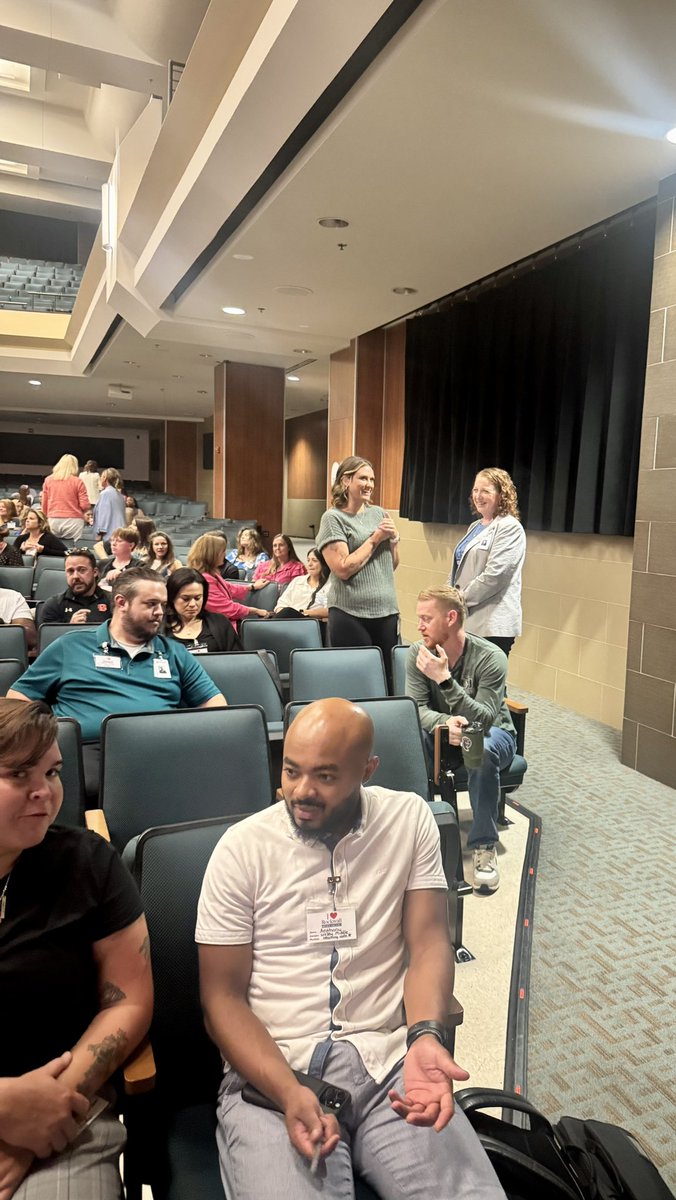 amandarmichael8's tweet image. Our new staff to @utleywolves!! I am excited to join this wonderful group and partner with Mr. Weinberg as the assistant principal. @rockwallschools #IloveRockwallISD #WeAreRockwallSD