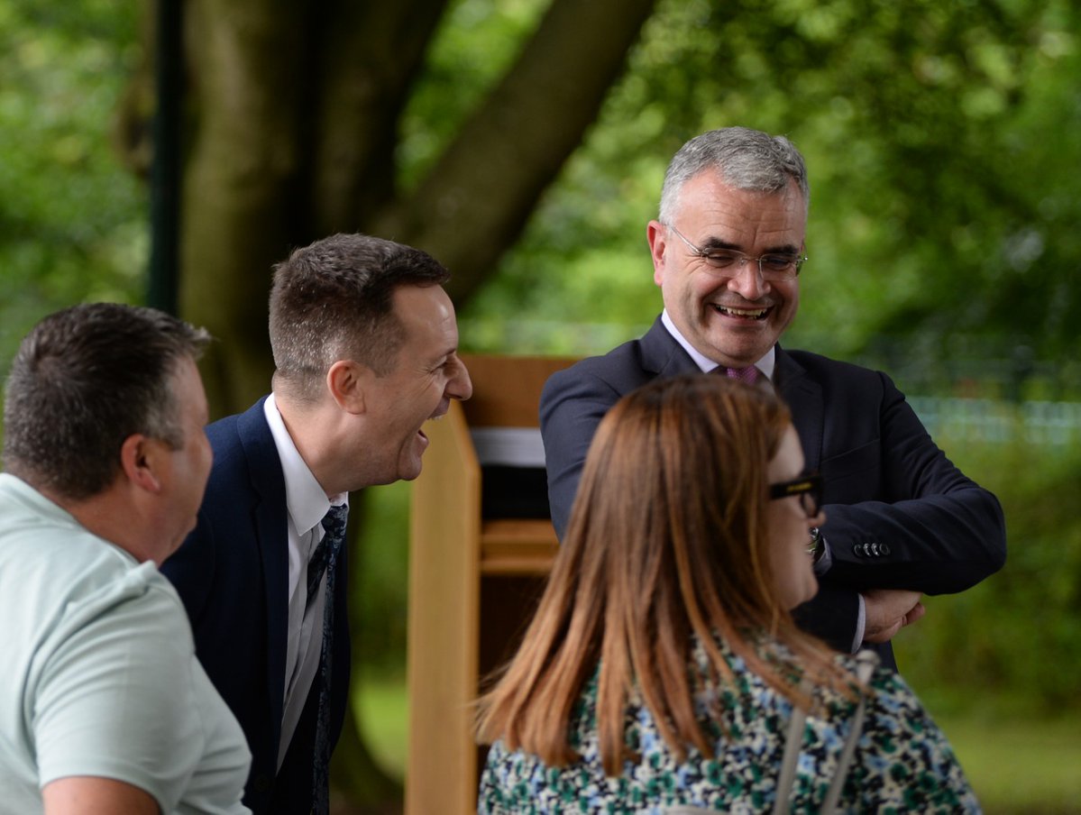DeptRCDG's tweet image. On Tuesday, Minister @daracalleary opened nearly €3M in regeneration works in Omeath, Co. Louth, delivering a new pedestrian zone and greenway arrival space that reconnects the village to its natural setting.
Read more: loom.ly/cCHB4dE
@louthcoco