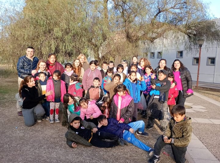 Exactas_UNRC's tweet image. Niños y niñas del Centro Corazón vivieron una jornada de ciencia y arte en Exactas
exa.unrc.edu.ar/ninos-y-ninas-…