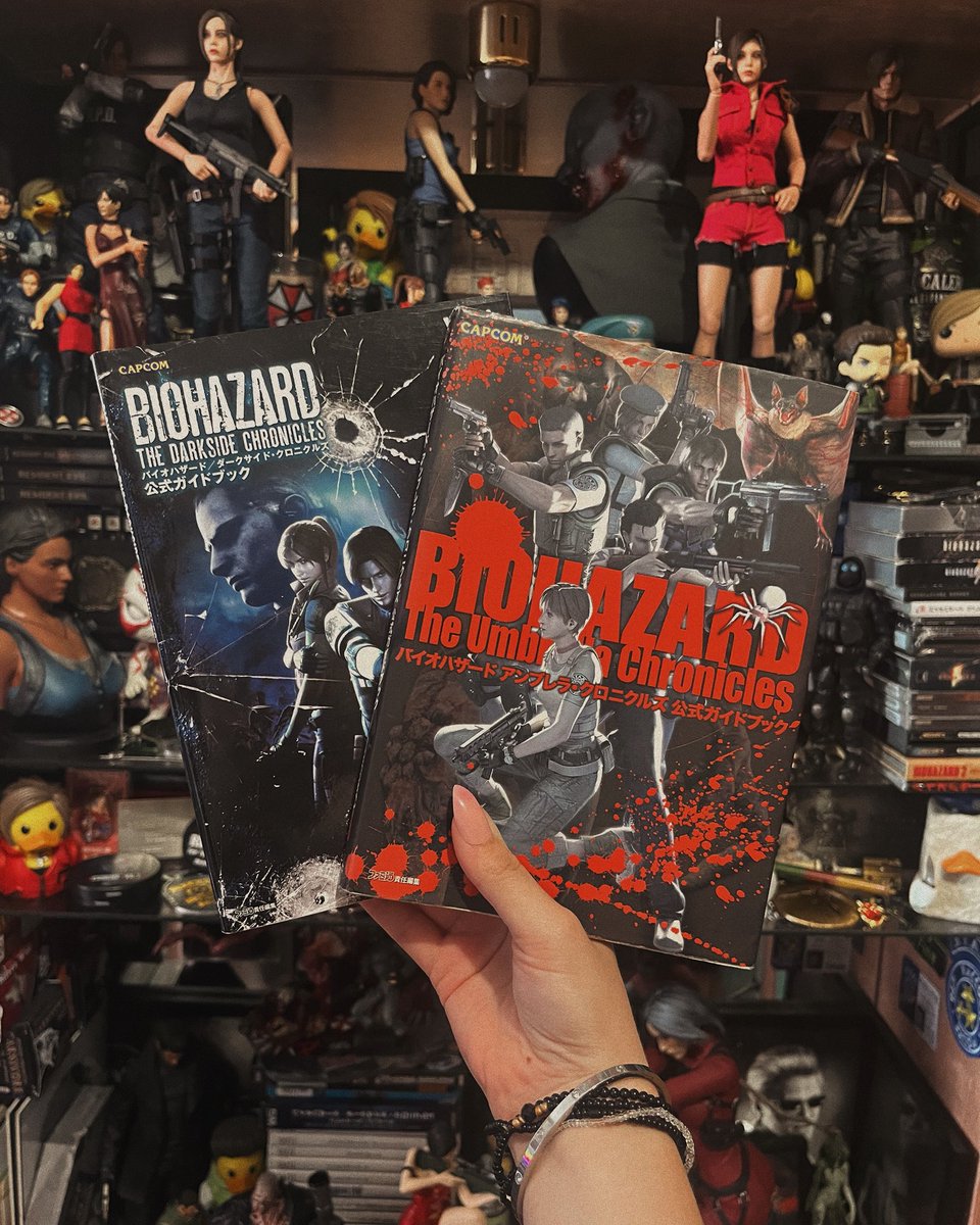 Miss__Melissou's tweet image. Biohazard The Umbrella & The Darkside Chronicles - Official Guidebook ๐ค๐งโโ๏ธ
#REBHFun #ResidentEvil