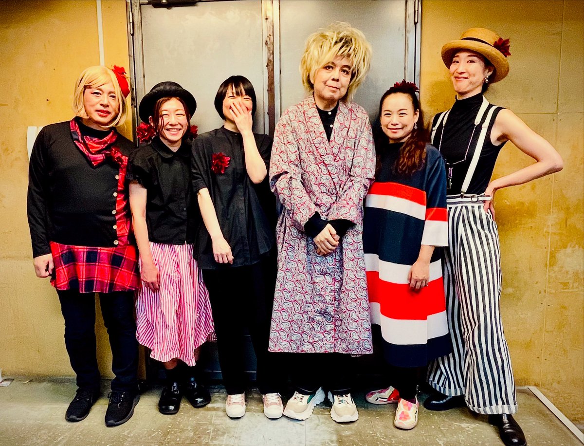KERA &amp; Broken Flowers@渋谷クラブクアトロご来場の皆さまありがとうございました！ソロユニット＋みのすけさん、中野テルヲさん最高でしたねー！本日休演もカッコよかったー！
次回は12/27またクアトロでお会いしましょうー！！