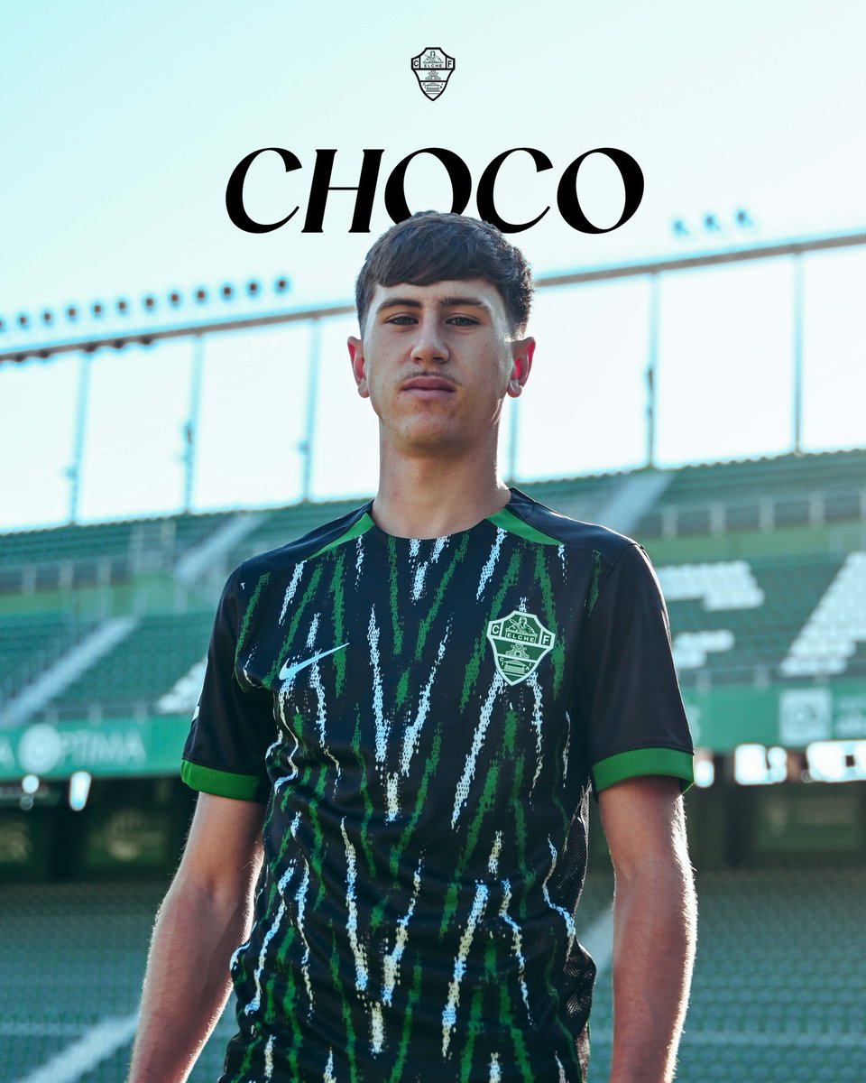futbolbaseECF's tweet photo. ✍🏼 𝗖𝗵𝗼𝗰𝗼, nueva incorporación para el #ElcheCF 

El lateral derecho, rápido y técnico, firma por dos temporadas con el Ilicitano. 

Talento andaluz en la ciudad de las palmeras 🌴 https://t.co/gMzvMSUonh