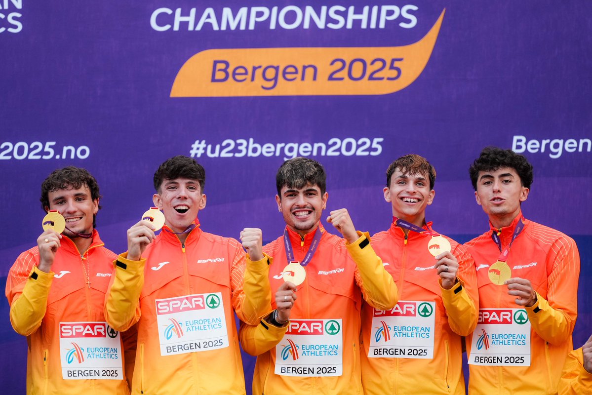 CAMPEONES DE EUROPA 🇪🇺🥇

Muchas emociones vividas este finde en Bergen, Noruega. Un sueño más cumplido.

5 carreras después, 3 400 y 2 4x400, las piernas ya no saben ni qué sienten… pero la temporada sigue y aún quedan citas importantes.

#Bergen2025 #TeamEspaña #Atletismo