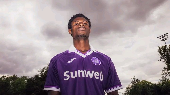 Kickgh's tweet image. Antwi Dacosta: RSC Anderlecht sign Ghana U20 defender on loan
READ: kickgh.com/ghabroad/antwi…