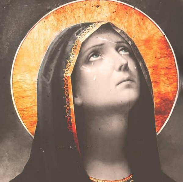 SwPrayer's tweet image. Let us offer one Hail Mary for Christians facing persecution around the world. Please comment Amen in response.
#OneHailMarycampaign