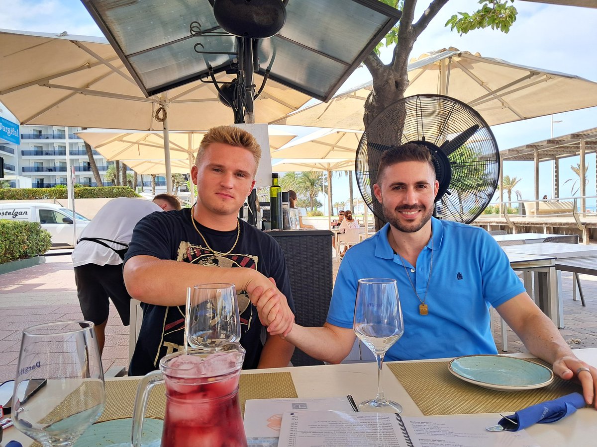 martinez_clips's tweet image. Lithuanian-Spain alliance is official
Hermes in Spain @chaotichermes
🇱🇹🤝🇪🇸