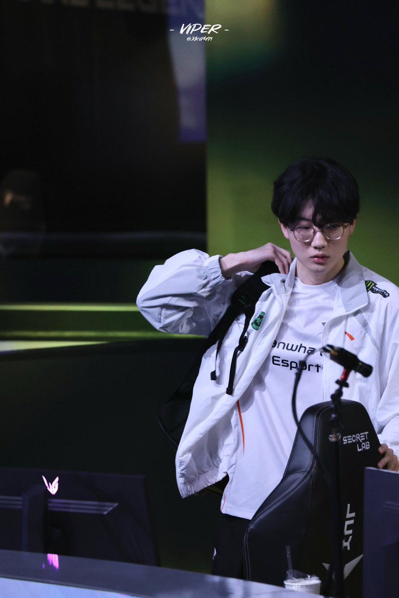 XKay71's tweet image. 250723 LCK R3

tough day

#Viper #바이퍼 #박도현