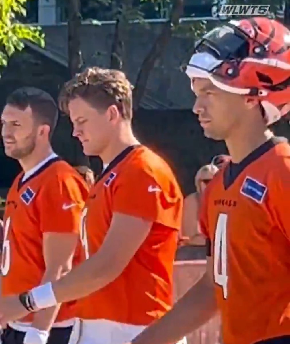 UCBarstool's tweet image. Desmond Ridder confirmed to be wearing #4 for the Cincinnati Bengals👀