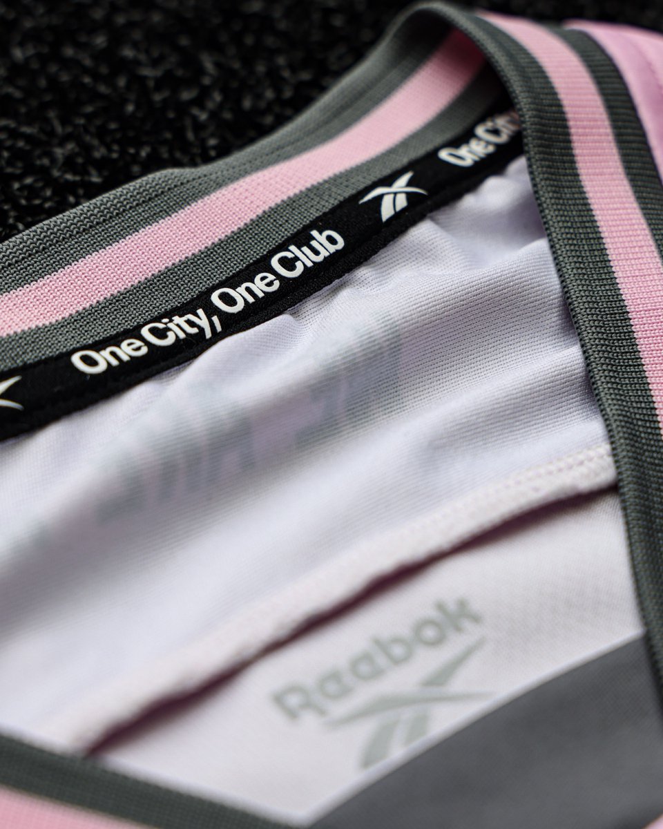 MKDonsFC's tweet image. The finer details 🔍💫

#COYD #Reebok