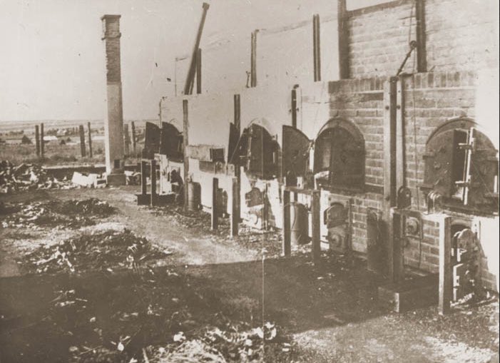 auschwitzxhibit's tweet image. July 23, 1944 | Soviet forces liberate Lublin-Majdanek and find 985 Soviet POWs left in the camp as the SS evacuated most of the prisoners to concentration camps further west during the spring of 1944.